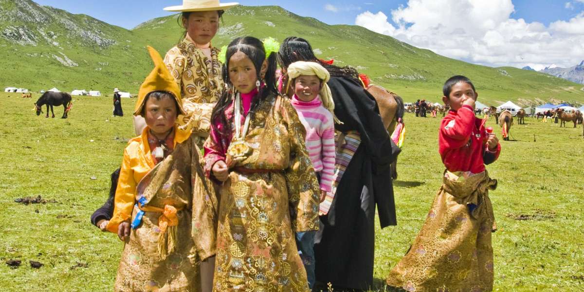 Tibetan Culture & People in the Himalayas